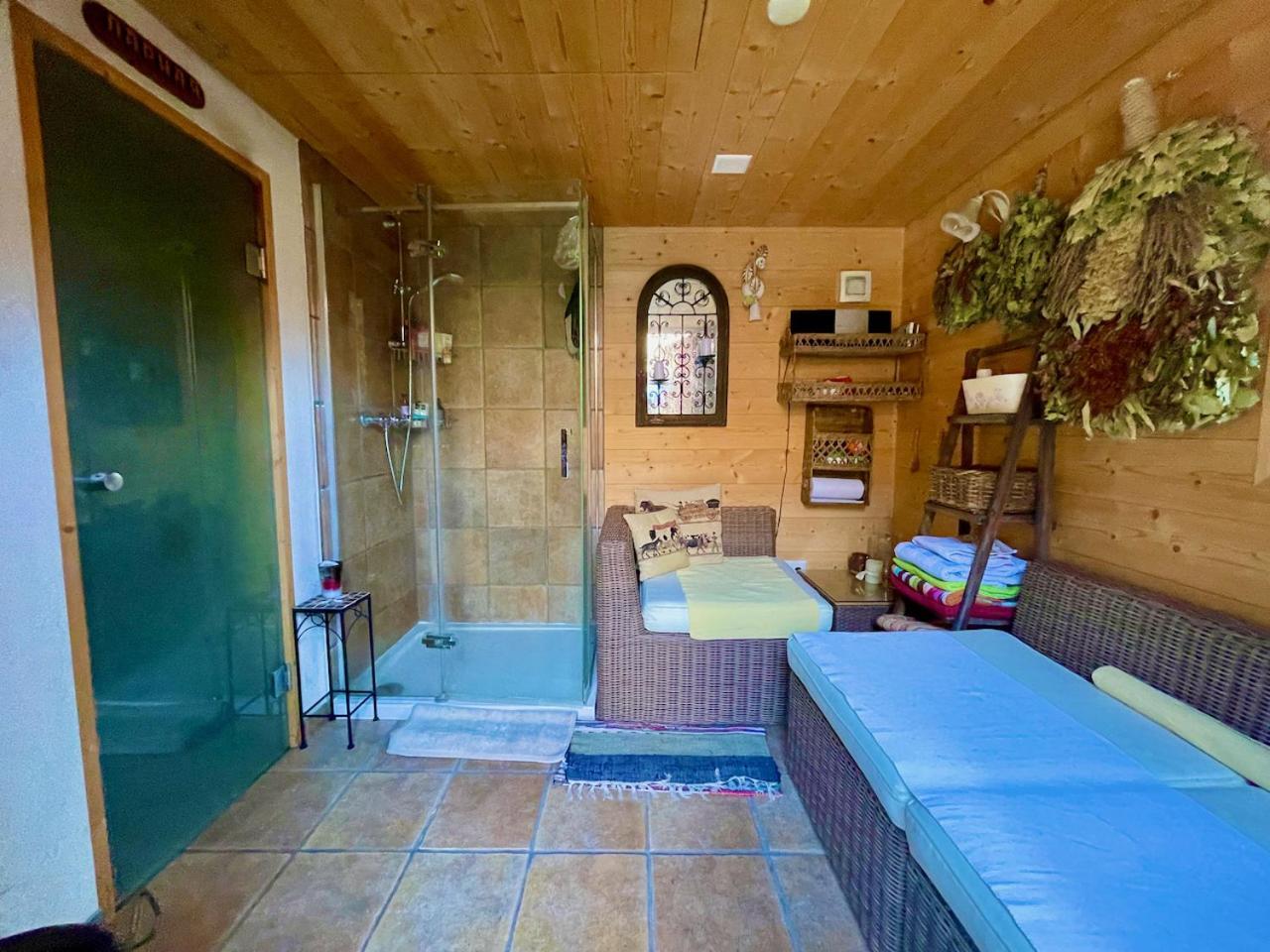 Doodle'S Amazing Chalet -Walensee - Flumserberg - Churfirsten - Heidiland - Pool - Sauna Mols エクステリア 写真